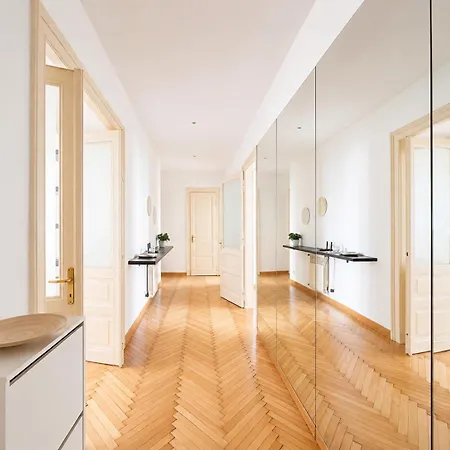 Roseto - Modern Elegance And Relaxation Триест